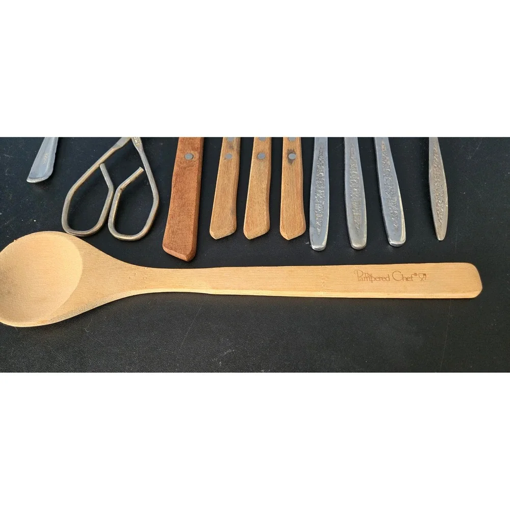 Mixed Kitchen Utensil Lot Pampered Chef Wooden Spoon Ekco Tongs Cutlery 13pc